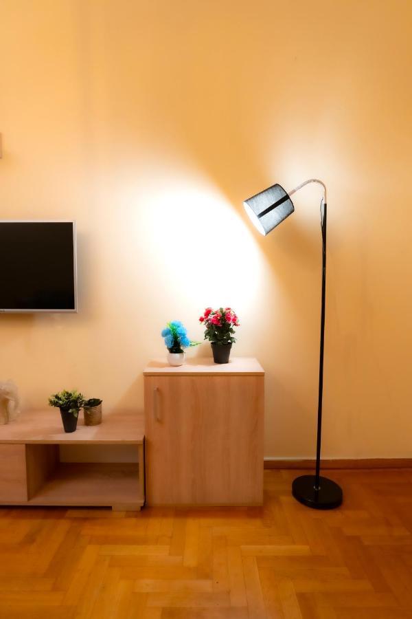 Myrtle, City Center Renovated Apartment Athen Eksteriør billede