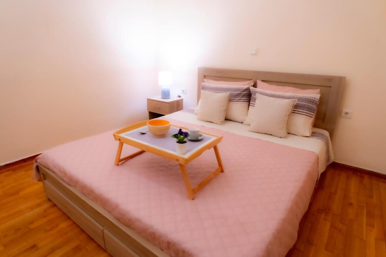 Myrtle, City Center Renovated Apartment Athen Eksteriør billede