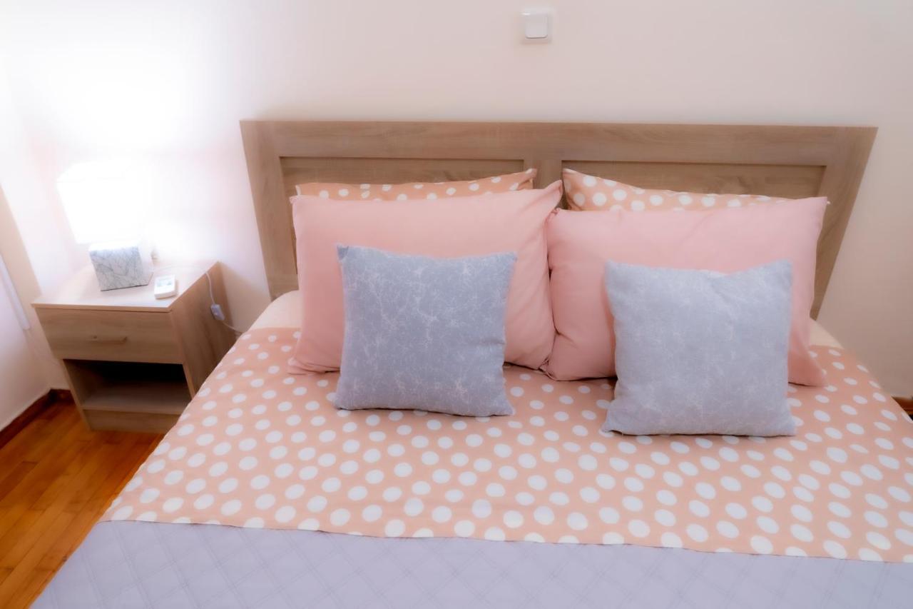 Myrtle, City Center Renovated Apartment Athen Eksteriør billede