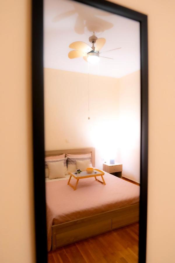 Myrtle, City Center Renovated Apartment Athen Eksteriør billede
