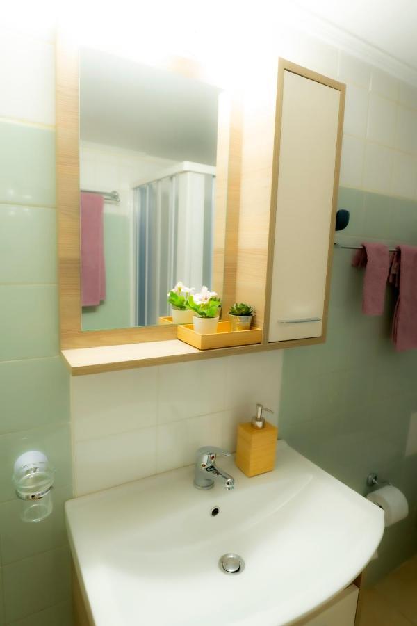 Myrtle, City Center Renovated Apartment Athen Eksteriør billede